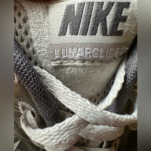 NIKE LUNARGLIDE 2 WOMEN’S GREY RUNNING SNEAKERS (9) - Picture 2 of 6